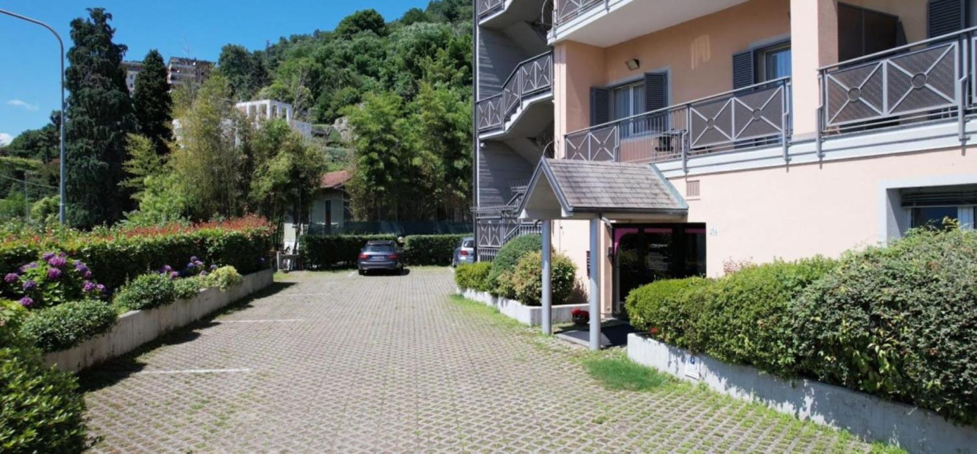 Residence Tre Ponti Verbania Bagian luar foto