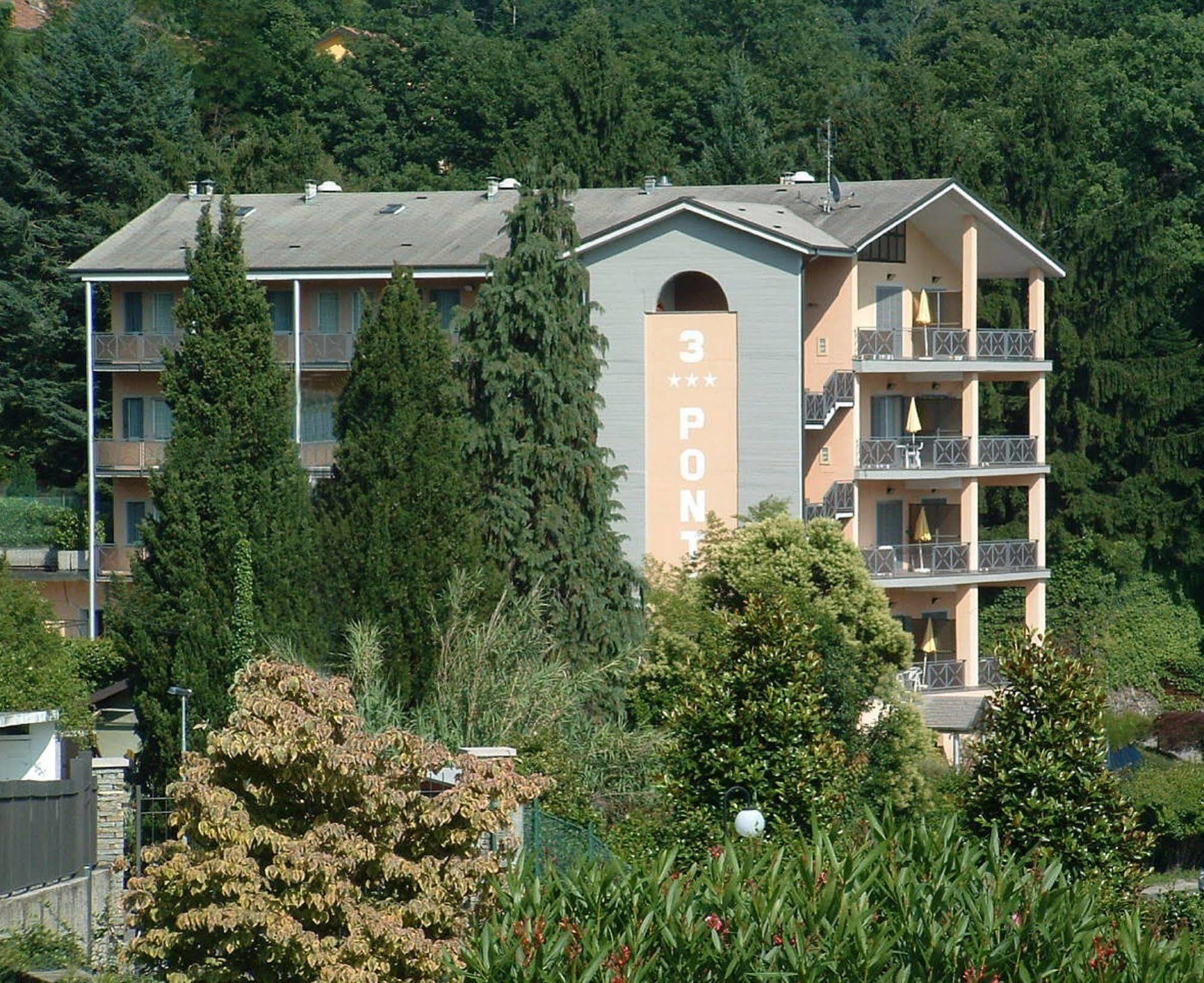 Residence Tre Ponti Verbania Bagian luar foto